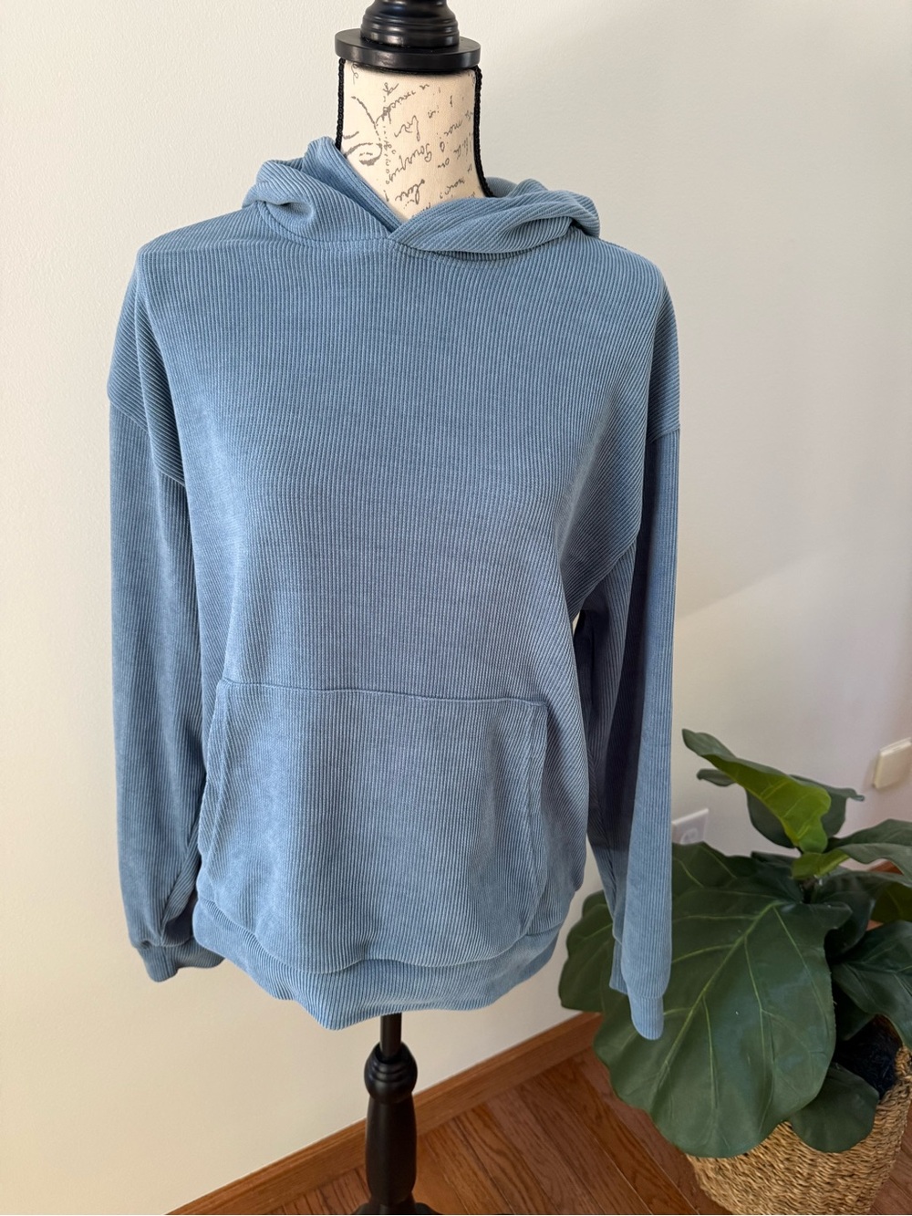 Ribbed Hoodie Size Medium Blue Pullover Soft Stretch Hooded‎ Sweatshirt